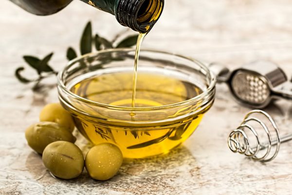 Best extra virgin olive oil in Australia. Premium quality olive oil and olives to buy online for delivery to Sydney, melbourne, brisbane, perth, canberra and Adelaide.